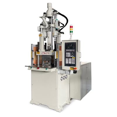 Verticale spuitgietmachine voor het maken van mobiele opladers