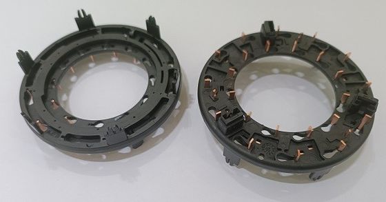 Verticale draaitafel spuitgietmachine voor auto koplamplamphouders
