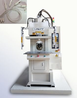 Hoge efficiëntie 55 ton data kabels injectie gietmachine met C-type wit