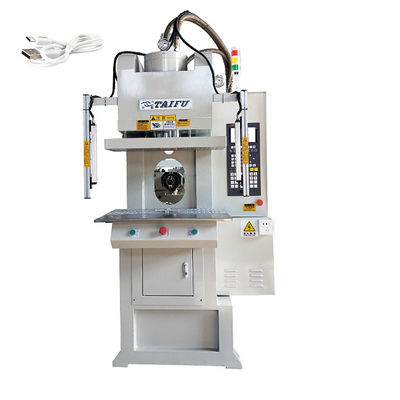 Verticale spuitgietmachine voor het maken van USB-datakabel