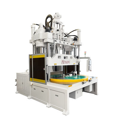 Verticale spuitgietmachine voor de vervaardiging van sportapparatuur