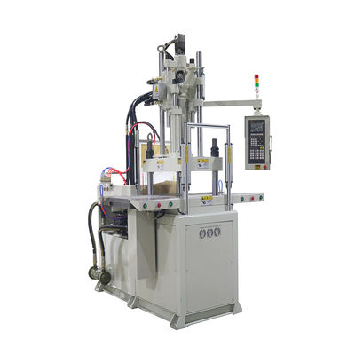 Verticale spuitgietmachine voor het maken van haak