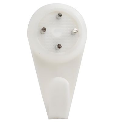 Verticale spuitgietmachine voor het maken van haak