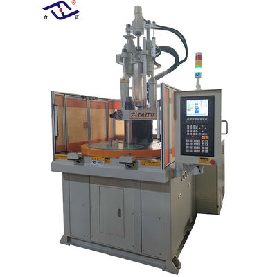 Gemakkelijk te bedienen Rotary Vertical Plastic Injection Molding Machine voor het maken van schroeven