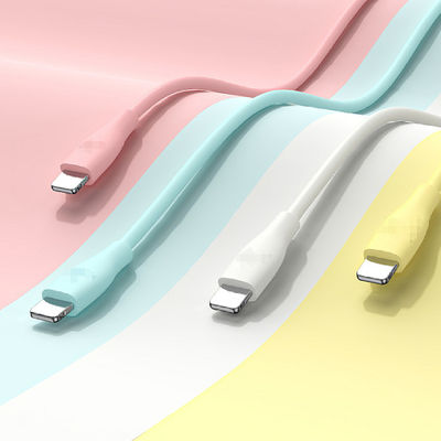 Hoogwaardige vloeibare siliconen spuitgietmachine voor het maken van siliconen USB-oplader
