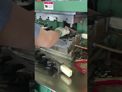 55 ton hoge spanning connector injectie gietmachine met C-type wit